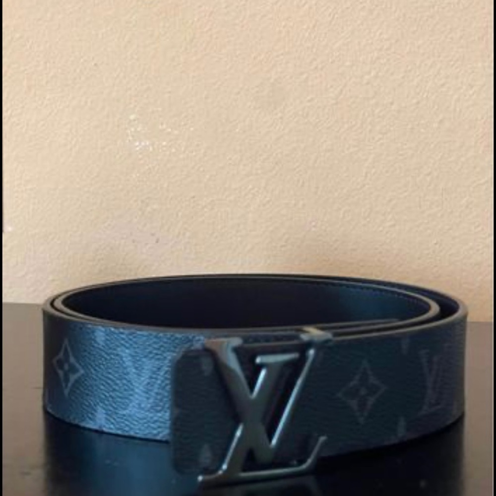LV Reversible Belt Size36 Worn Once